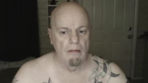 Snapshot of roinaz chatting on 03.02.25 roinaz online show from 03.02.25