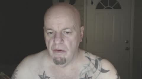 Snapshot of roinaz chatting on 03.21.26 roinaz online show from 03.21.26