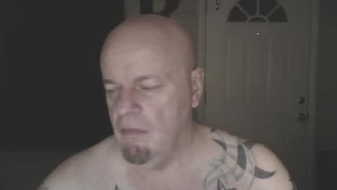 Snapshot of roinaz chatting on 03.22.26 roinaz online show from 03.22.26