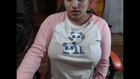 Snapshot of rokyhilary chatting on 03.17.26 jesabel online show from 03.17.26