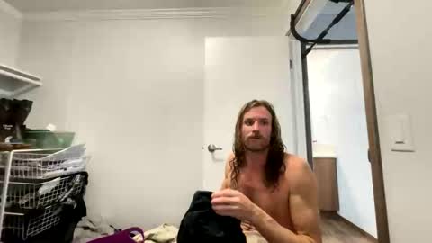 Rollinintheweeds online show from 11.28.25