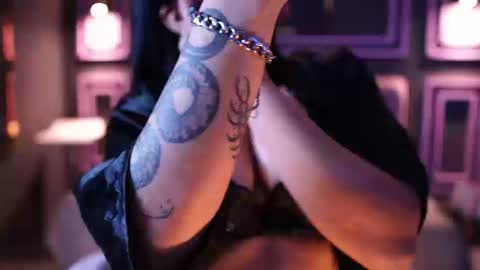 Snapshot of roma_hells chatting on 09.23.25 roma_hells online show from 09.23.25