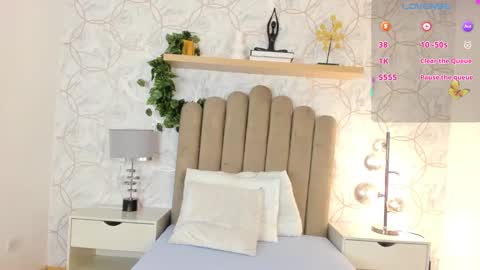   online show from 01.03.25