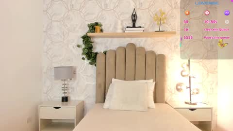   online show from 01.04.25