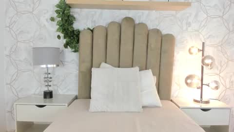   online show from 01.12.25