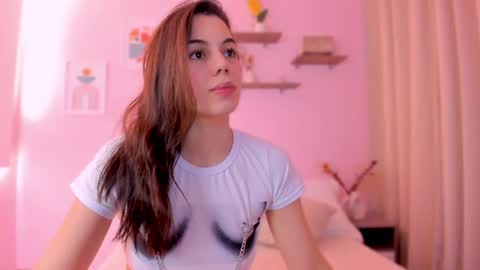 Snapshot of roma_lovee chatting on 07.22.26 Roma online show from 07.22.26