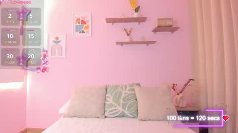 Snapshot of roma_lovee chatting on 07.24.26 Roma online show from 07.24.26