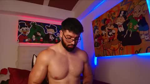 Roman Lux online show from 02.23.25