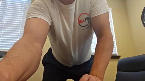 Snapshot of romanteeks chatting on 12.20.24 romanteeks online show from 12.20.24