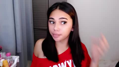 Snapshot of romantic_kath chatting on 03.21.26 KATH online show from 03.21.26