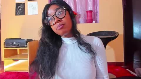 Snapshot of romantic_stargirl chatting on 12.25.24 Is A Belle online show from 12.25.24