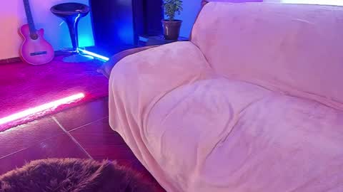 Snapshot of romantic_stargirl chatting on 02.06.25 Is A Belle online show from 02.06.25