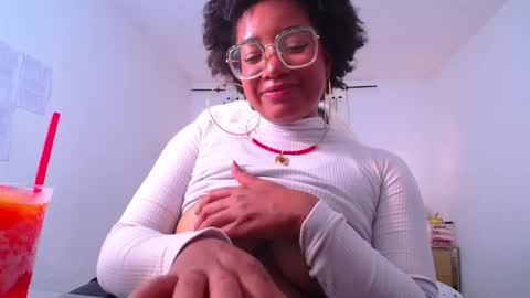 Is A Belle online show from 01.10.26