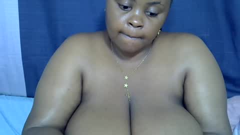 Snapshot of romasweet28 chatting on 07.18.26 romasweet28 online show from 07.18.26