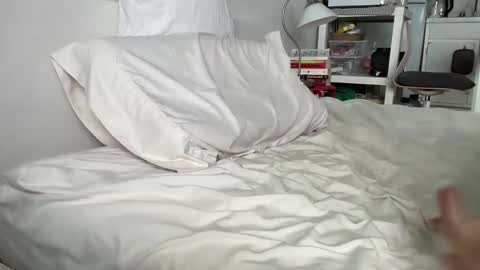 Snapshot of romeodiamond chatting on 12.18.24 romeodiamond online show from 12.18.24