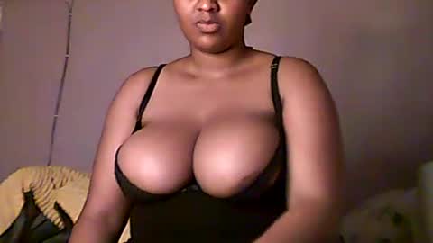 Snapshot of romina_26 chatting on 06.16.26 Romina 26 online show from 06.16.26