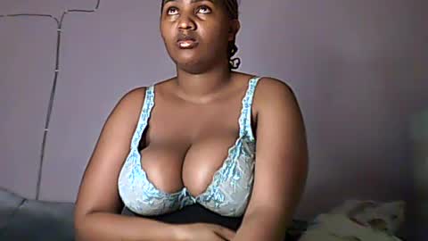 Snapshot of romina_26 chatting on 06.17.26 Romina 26 online show from 06.17.26