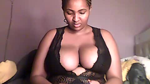 Snapshot of romina_26 chatting on 06.27.26 Romina 26 online show from 06.27.26
