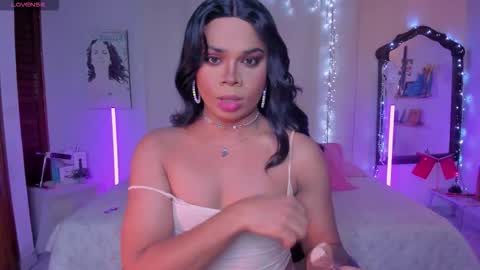 Romi Rouse online show from 01.07.26