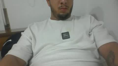 Snapshot of ronal498036 chatting on 11.08.25 ronal498036 online show from 11.08.25