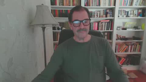 Snapshot of ronger69big chatting on 01.11.25 RodgerDodger online show from 01.11.25
