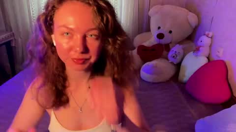 Snapshot of roniquashnock chatting on 04.10.26 Elvi online show from 04.10.26