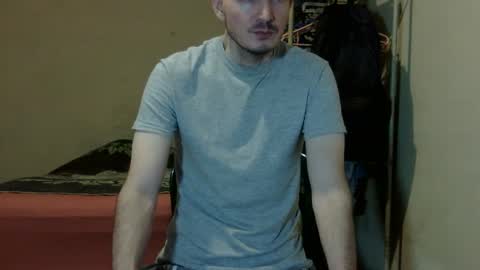 Snapshot of ronniemaster chatting on 03.12.25 ronniemaster online show from 03.12.25