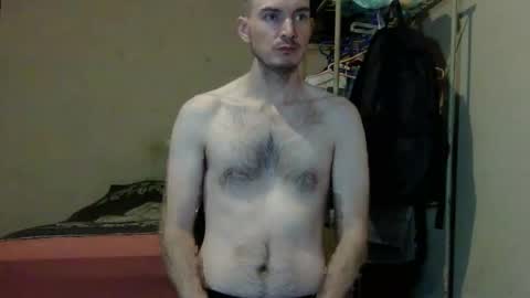 Snapshot of ronniemaster chatting on 12.05.25 ronniemaster online show from 12.05.25