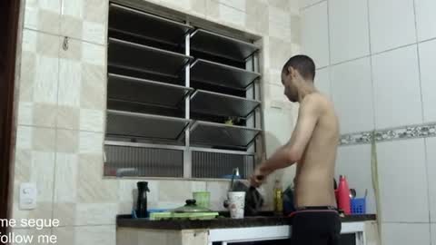 Snapshot of ronnispoto chatting on 01.19.25 ronny online show from 01.19.25