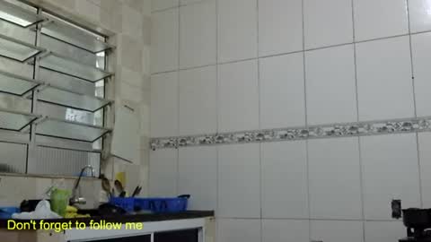 Snapshot of ronnispoto chatting on 02.07.25 ronny online show from 02.07.25