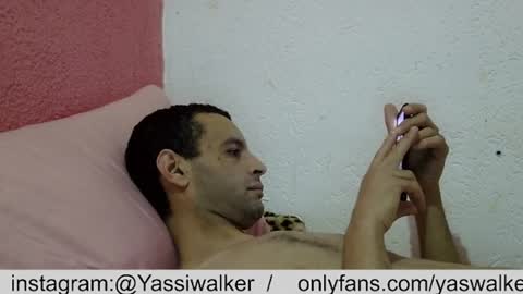 Snapshot of ronnispoto chatting on 03.04.25 ronny online show from 03.04.25