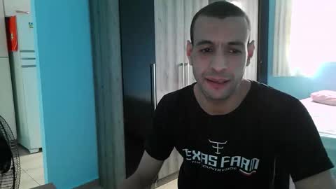 Snapshot of ronnispoto chatting on 01.05.26 ronny online show from 01.05.26