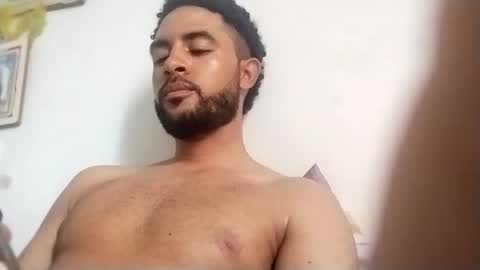 Snapshot of ronreal07 chatting on 10.26.25 ronreal07 online show from 10.26.25