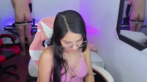  MIA AND PAUL online show from 11.27.25