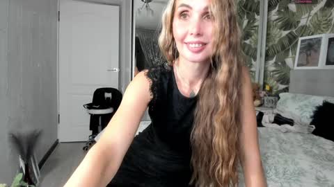 Aurora online show from 12.06.24