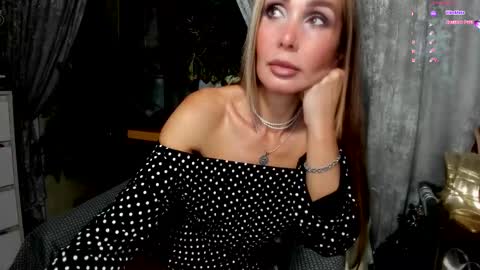 Aurora online show from 10.18.25