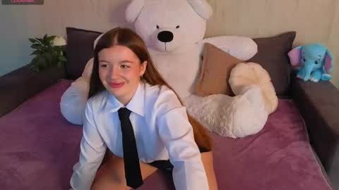 roraline_lov online show from 04.11.26