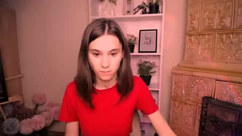 Snapshot of rosalais_ chatting on 06.11.26 Rose online show from 06.11.26