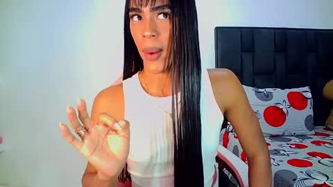 Snapshot of rosalindasexy chatting on 06.04.26 Rosalinda online show from 06.04.26