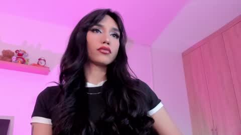 Rose Saenz online show from 04.17.26