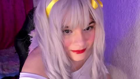 Snapshot of rose_adeline chatting on 05.05.26 rose online show from 05.05.26