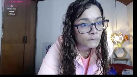 Rose  online show from 09.21.25