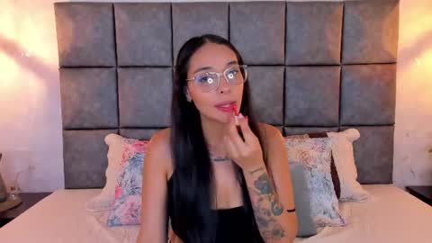 roseaurora online show from 06.16.26
