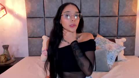 roseaurora online show from 06.17.26