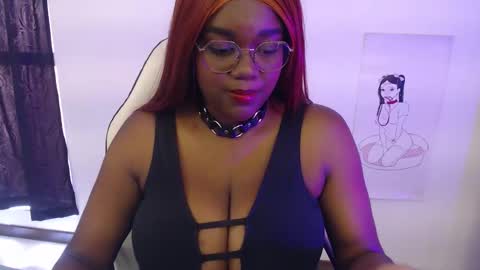 Your girl Rose  6k of followers online show from 11.25.25