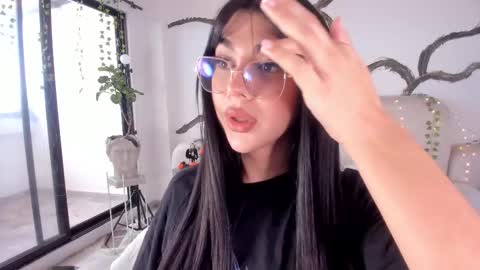 Rose online show from 10.28.25