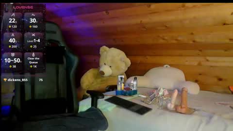 Dahlia Rose online show from 11.10.25