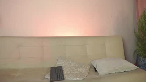 Lyla OF roselinedior online show from 03.10.25