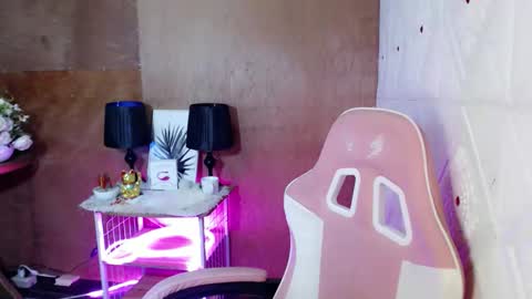 TONETH online show from 10.04.25