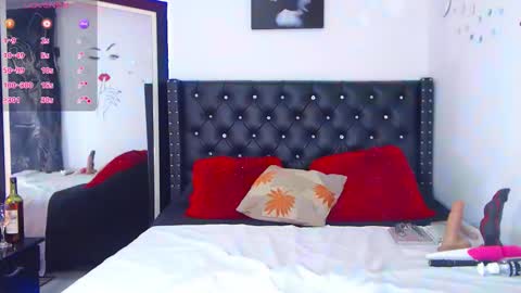 Snapshot of roseramiirez chatting on 11.13.25 roseramiirez online show from 11.13.25